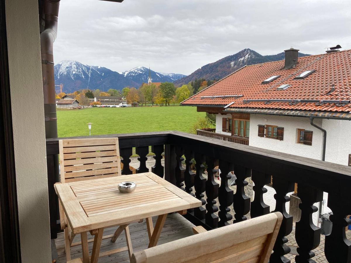 Homeoffice Und Auszeit Zu Zweit Am See By Stayfritz バート・ウィーゼ エクステリア 写真